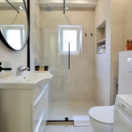 Fery شقة موستار