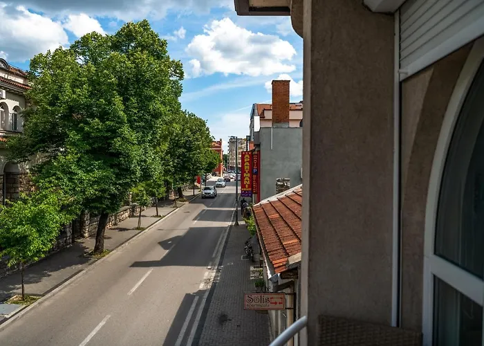 Fery شقة موستار