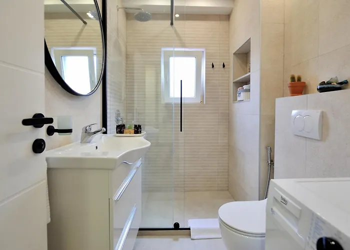 Fery شقة موستار